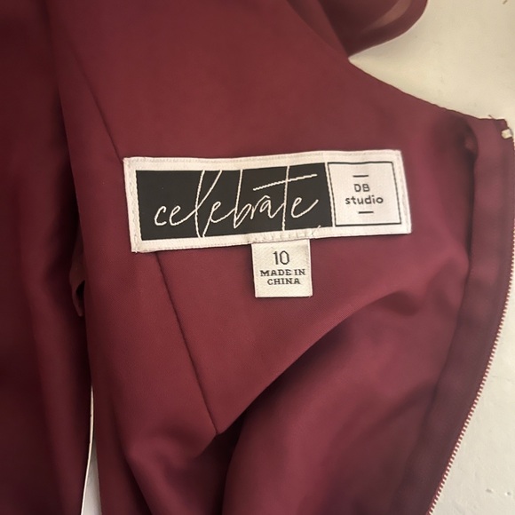 DAVIDS BRIDAL FLUTTER SLEEVE BRIDESMAID DRESS WINE SIZE 10 - Picture 5 of 10